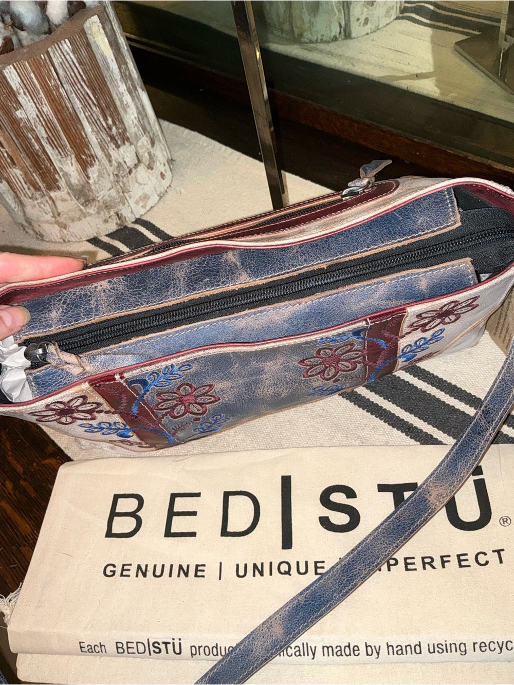 NWT Bed Stu Hyperbolic Shoulder Bag Handbag Americana Lux Red White Blue $235 - Picture 13 of 15